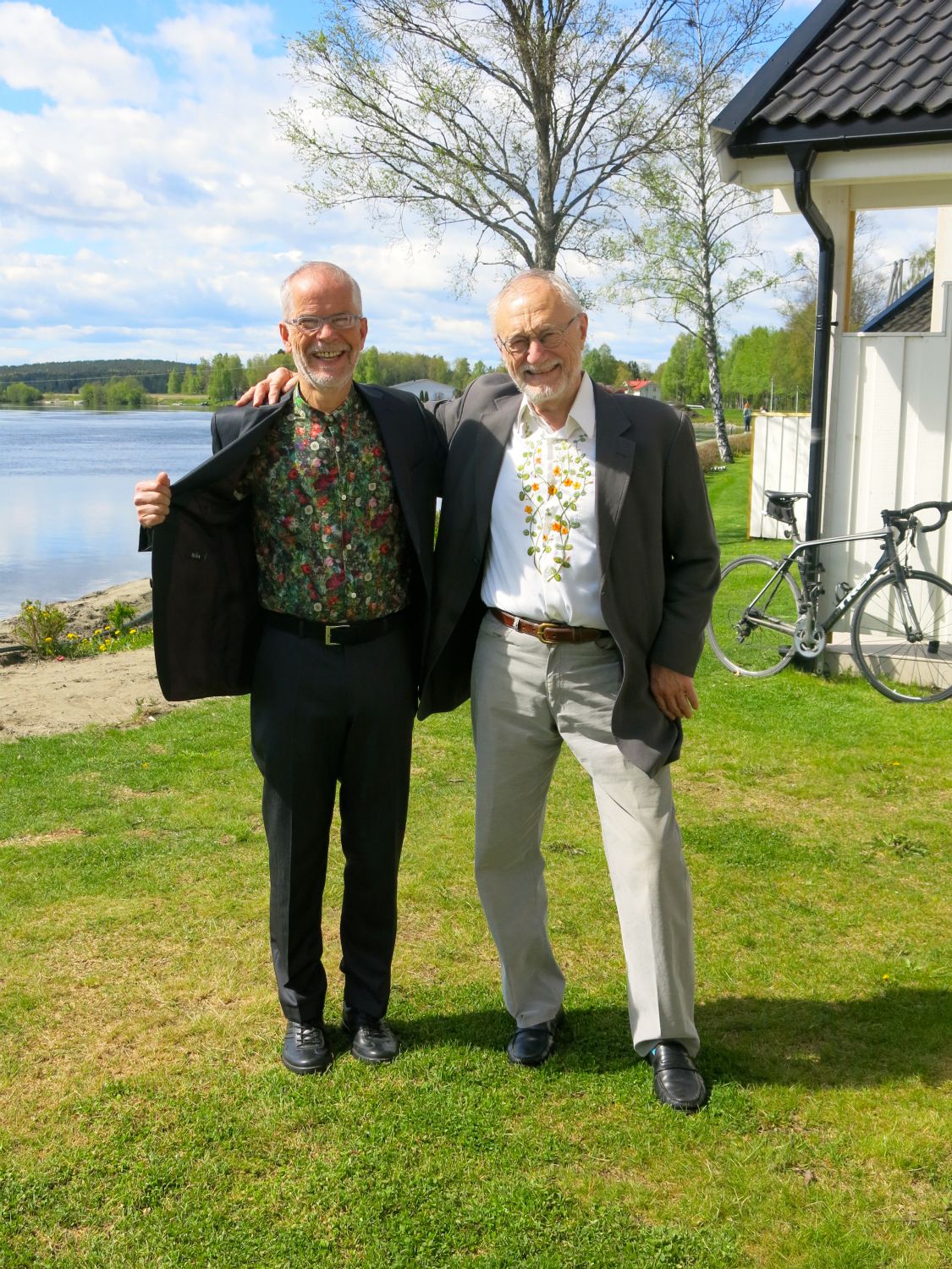 To gamle hippier