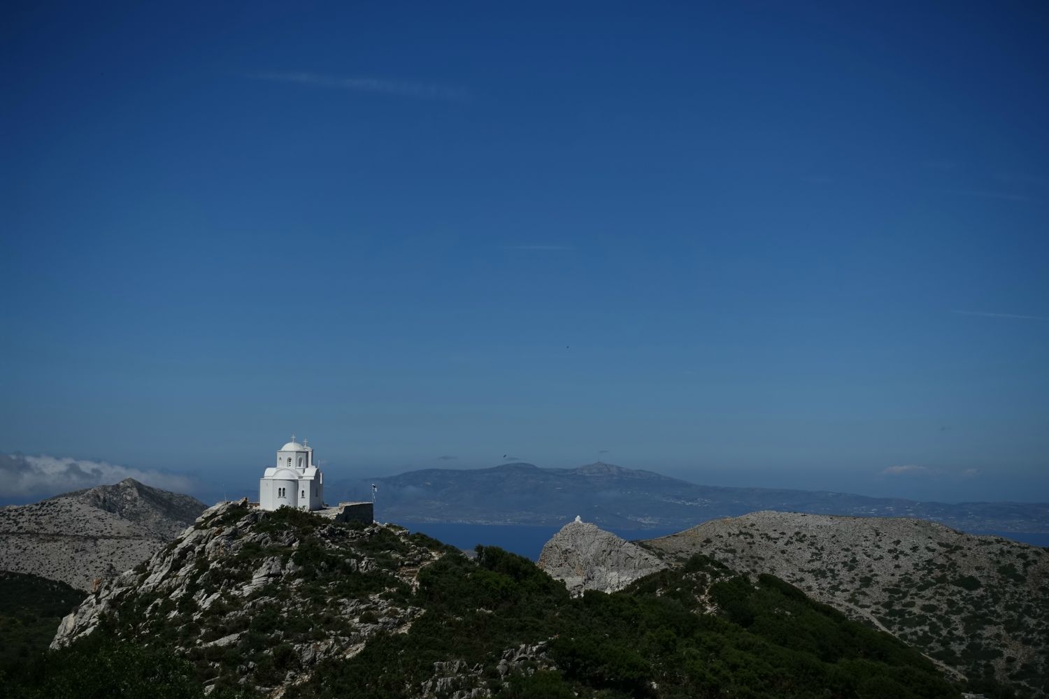 ...med udsigt til Paros.