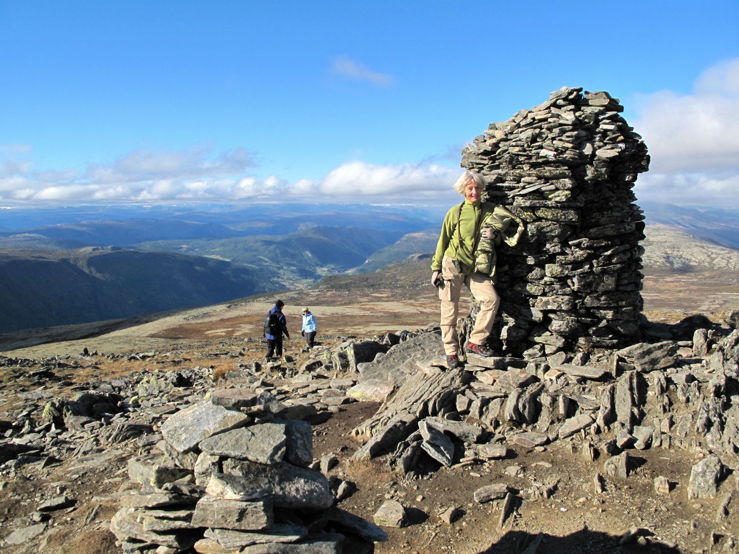 Utsikt mot Varde og Jotunheimen