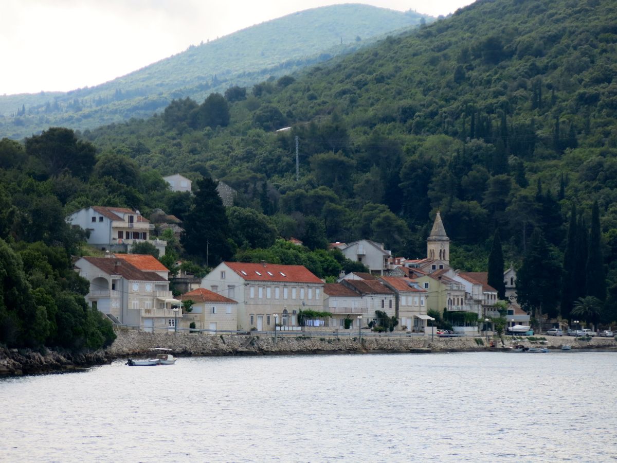 Tirsdag formiddag, vi anløber Rasisce på øen Korcula.