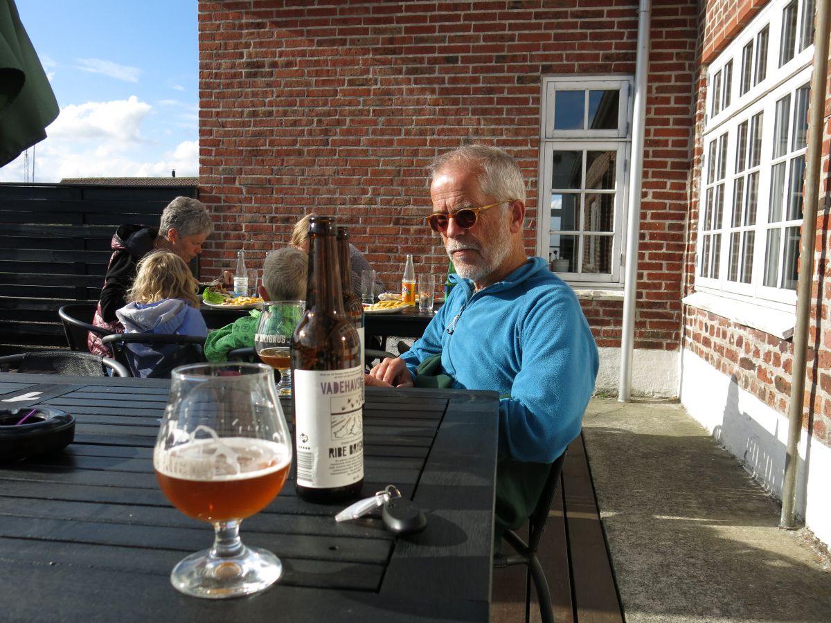 En velfortjent Vadehavs-øl på Mandø kro