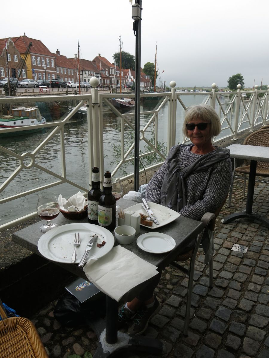 Frokost på restaurant Kolvig ved Ribe å