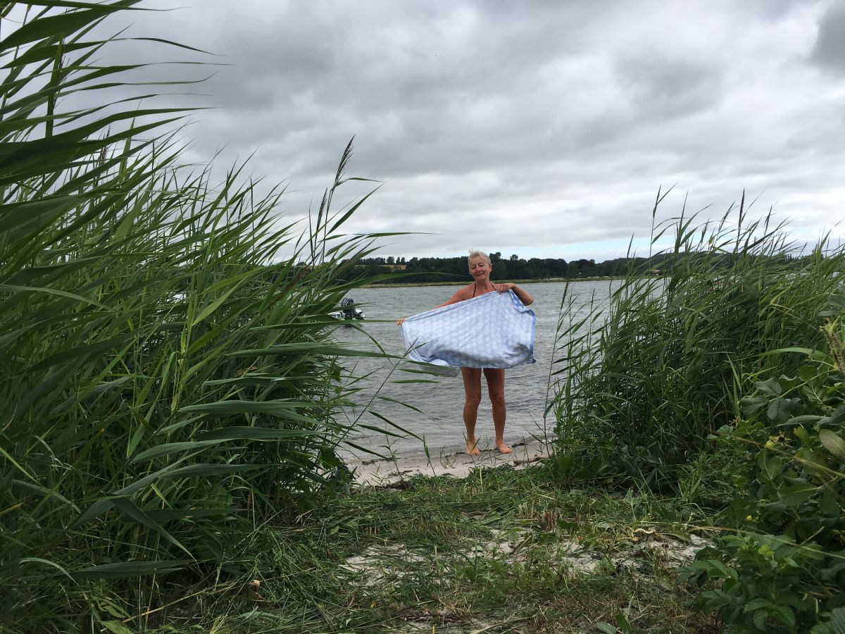 Fruen skal bade hver dag, det er jo sommer